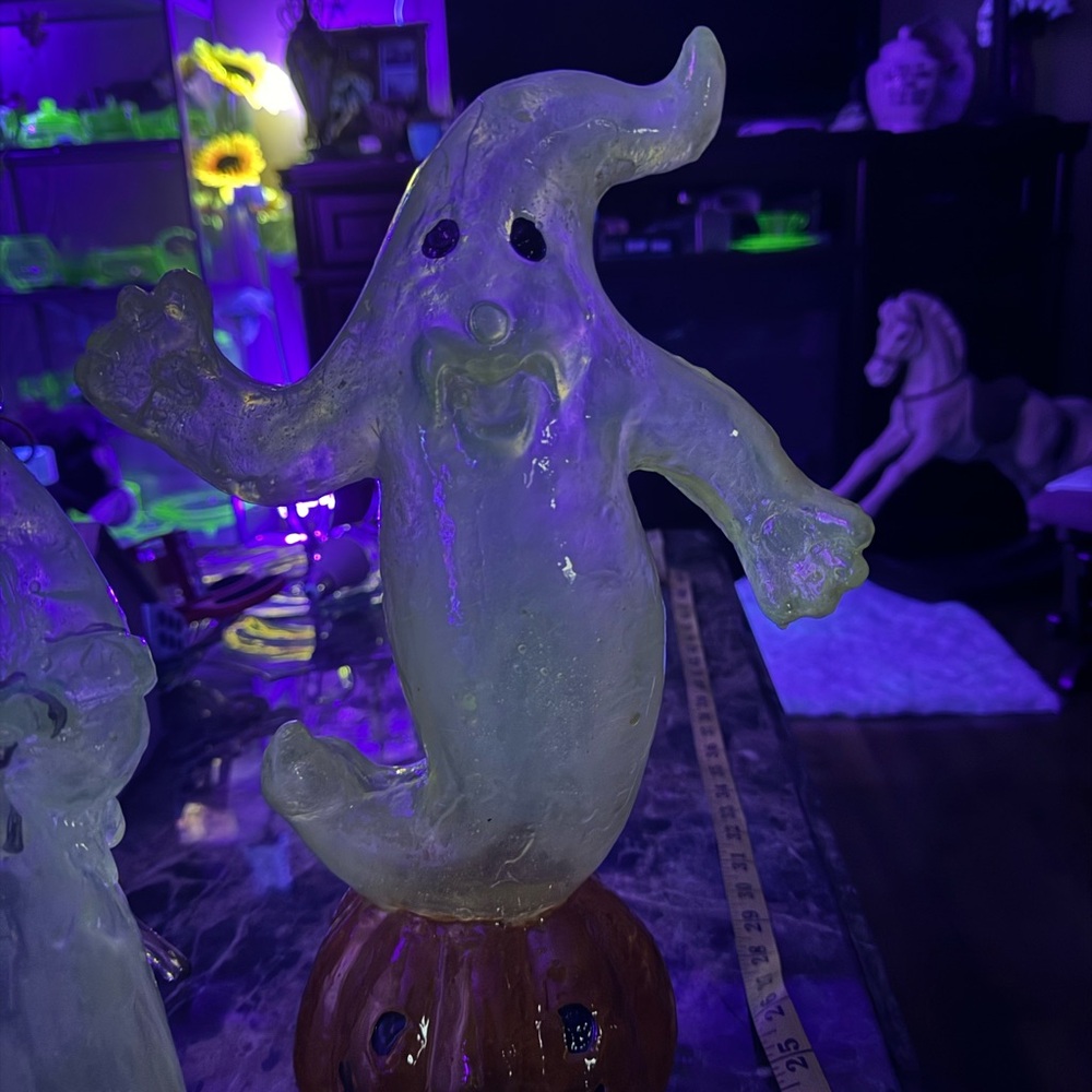RATE celluloid change color light up ghost